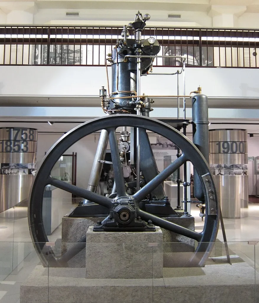 5 Historical_Diesel_engine_in_Deutsches_Museum Historical Diesel engine Deutsches Museum